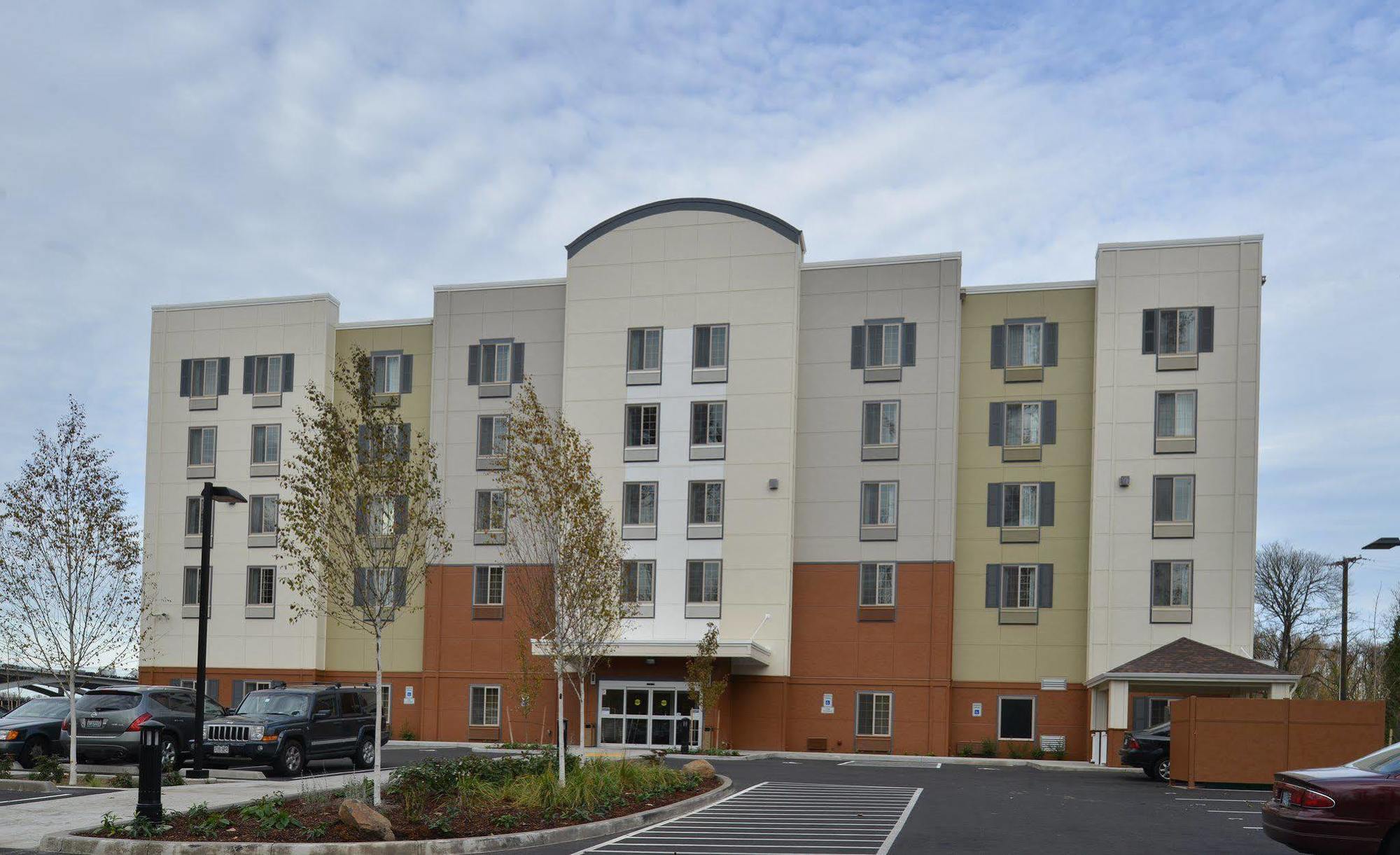 Candlewood Suites Eugene Springfield, An Ihg Hotel Exterior photo